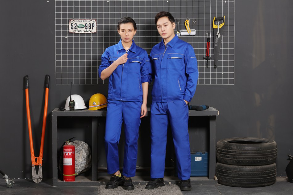 聽(tīng)益誠(chéng)服飾服飾定制廠北京襯衫定做_家說(shuō)怎樣定制工作服